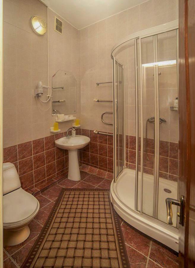 Трехместный номер в санатории Лесной в городе Железноводске - фотография