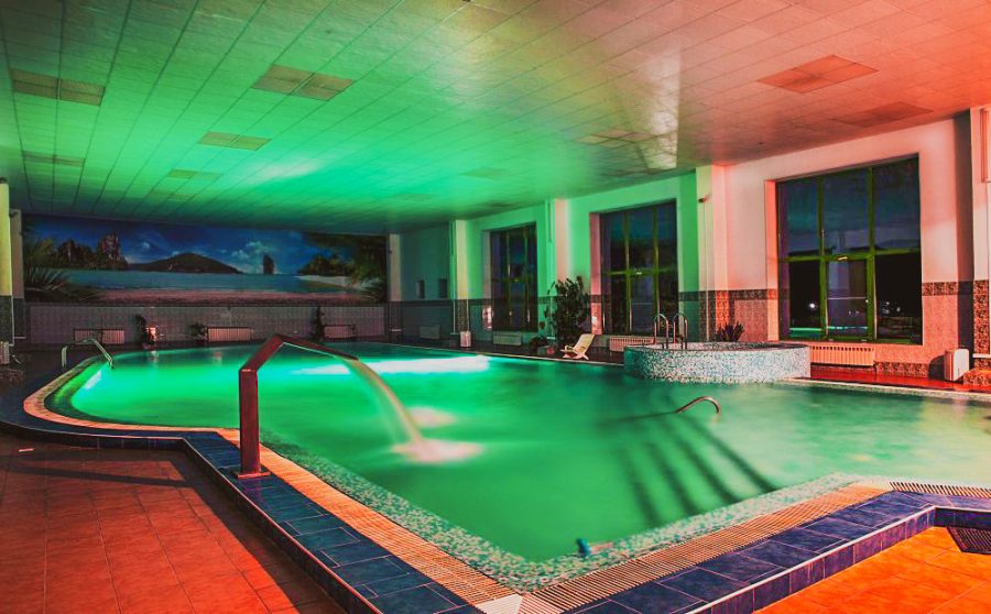 Бассейн в санатории Лесной в городе Железноводске - фотография