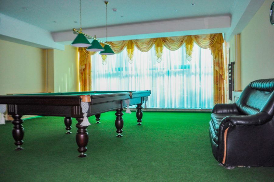 Бильярд в санатории Лесной в городе Железноводске - фотография