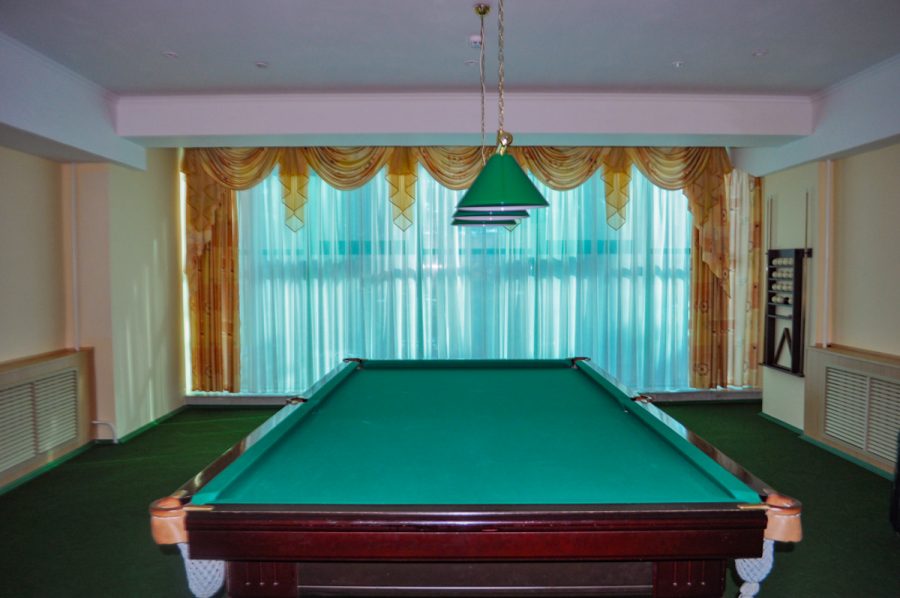 Бильярд в санатории Лесной в городе Железноводске - фотография