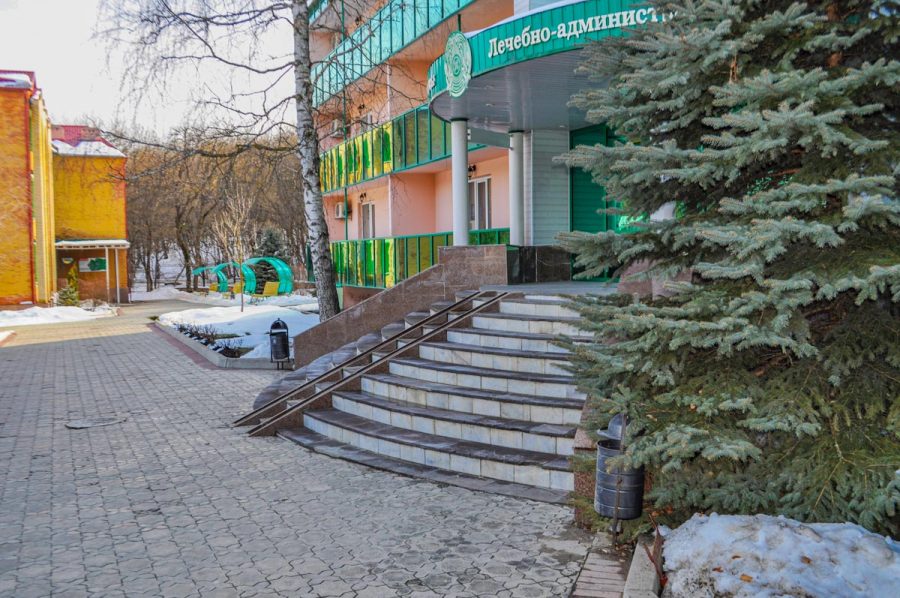 Санаторий Лесной в городе Железноводске - фотография