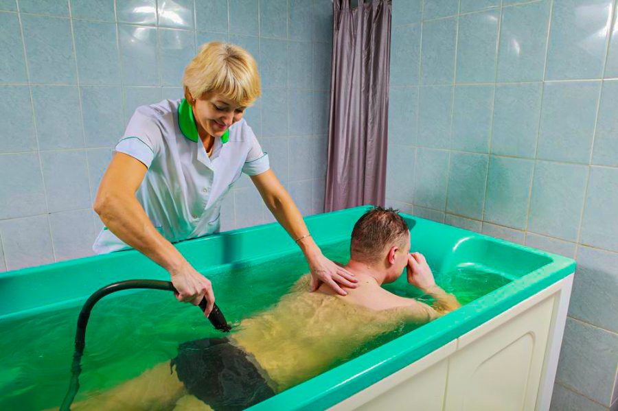 Подводный душ массаж в санатории Лесной в городе Железноводске - фотография