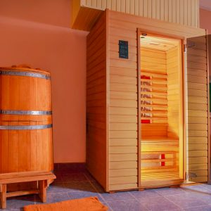 Кедровая бочка и сауна в санатории Лесной в городе Железноводске - фотография