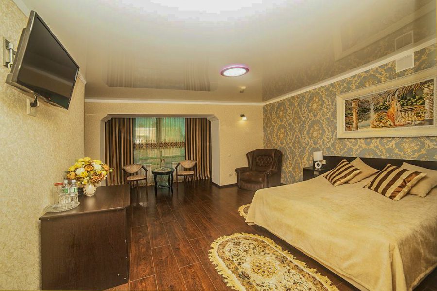 Люкс в санатории Лесной в городе Железноводске - фотография