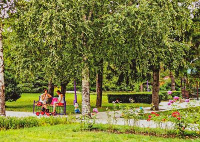 Территория в санатории Лесной в городе Железноводске - фотография