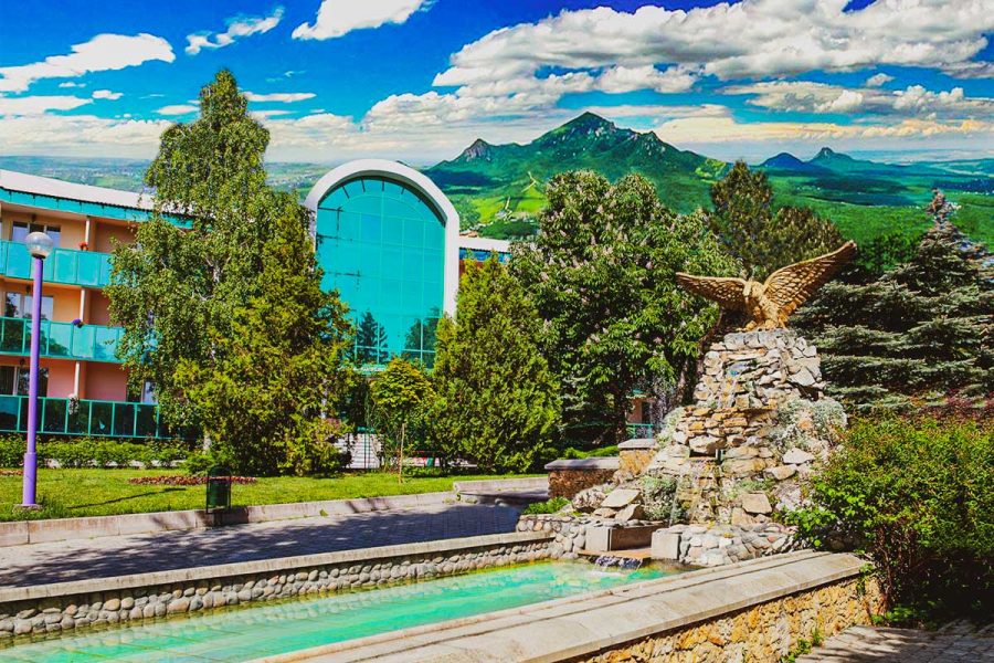 Санаторий Лесной в городе Железноводске - фотография