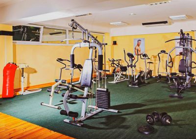 Тренажерный зал в санатории Лесной в городе Железноводске - фотография