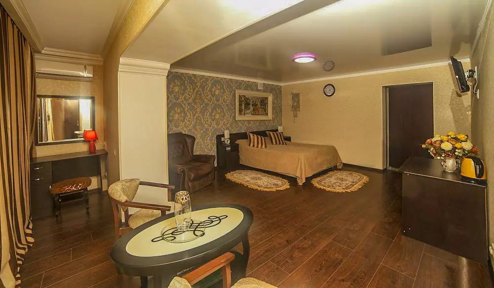 Люкс в санатории Лесной в городе Железноводске - фотография